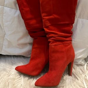 Steve Madden Women’s suede boots